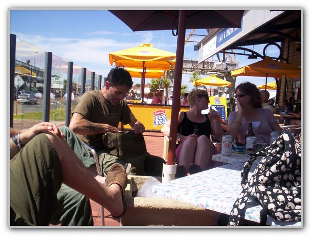 Stuart Karen & SJ at Freo Markets Feb 11th 2007